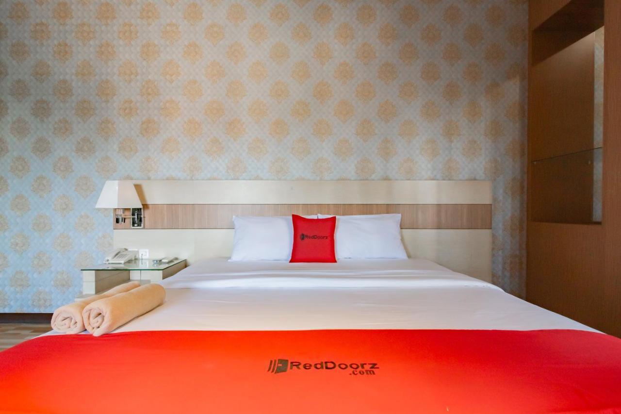 Reddoorz Premium Near Bandung Station Exterior foto