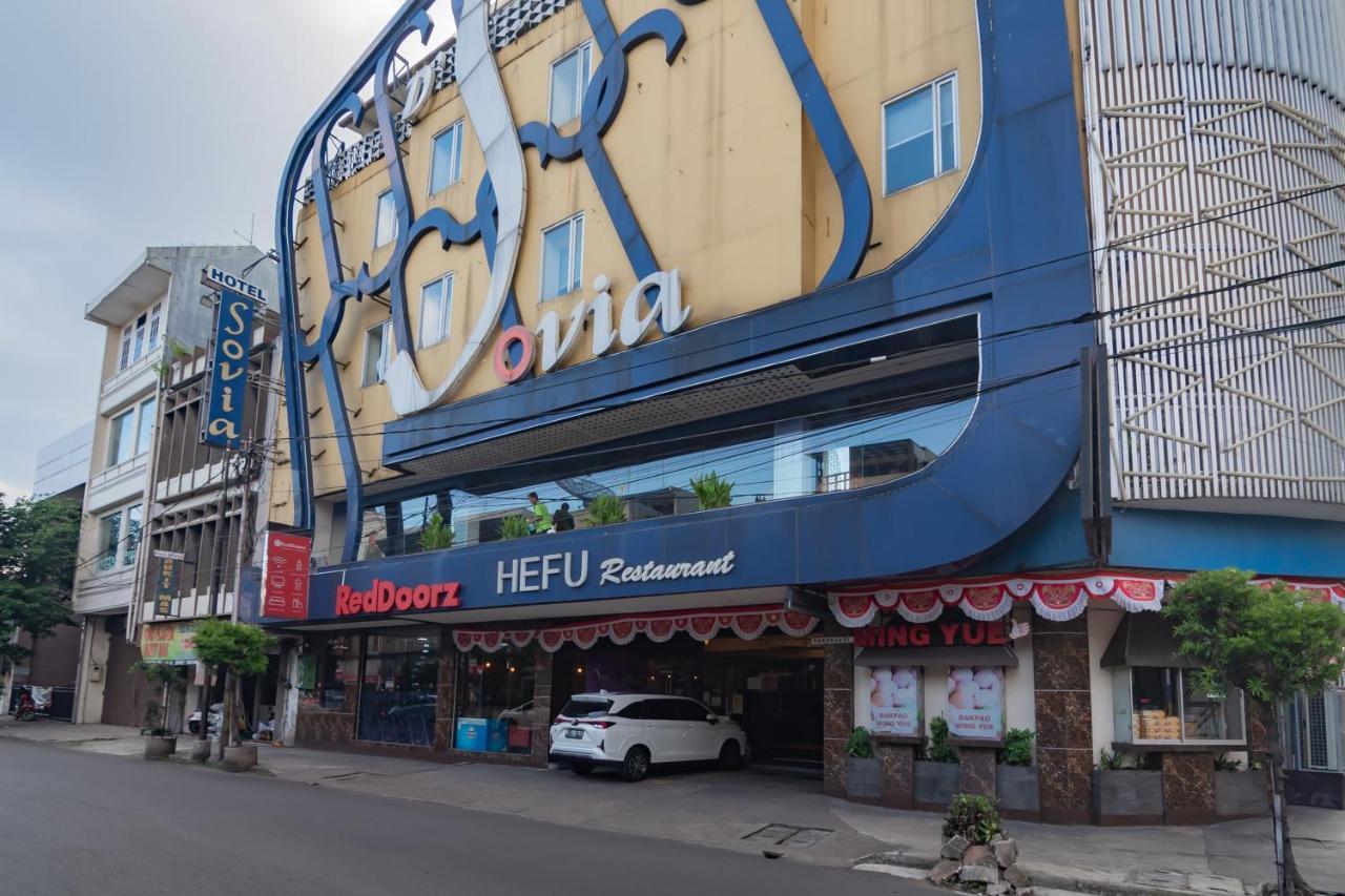 Reddoorz Premium Near Bandung Station Exterior foto
