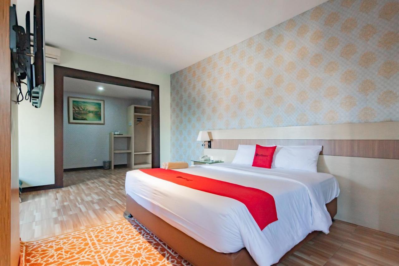 Reddoorz Premium Near Bandung Station Exterior foto